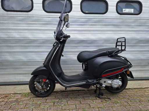 Piaggio Vespa Sprint 25 km snorscooter 4takt