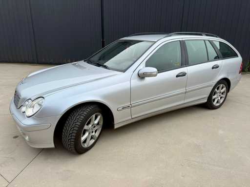 2005 Mercedes-Benz C200CDI Passenger car