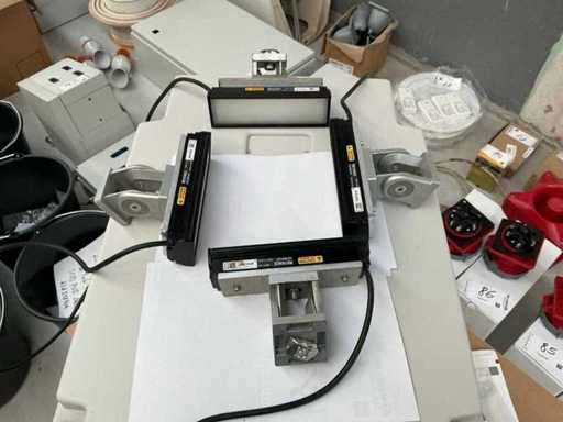 Keyence CA-DBW12W Bar Light (4x)