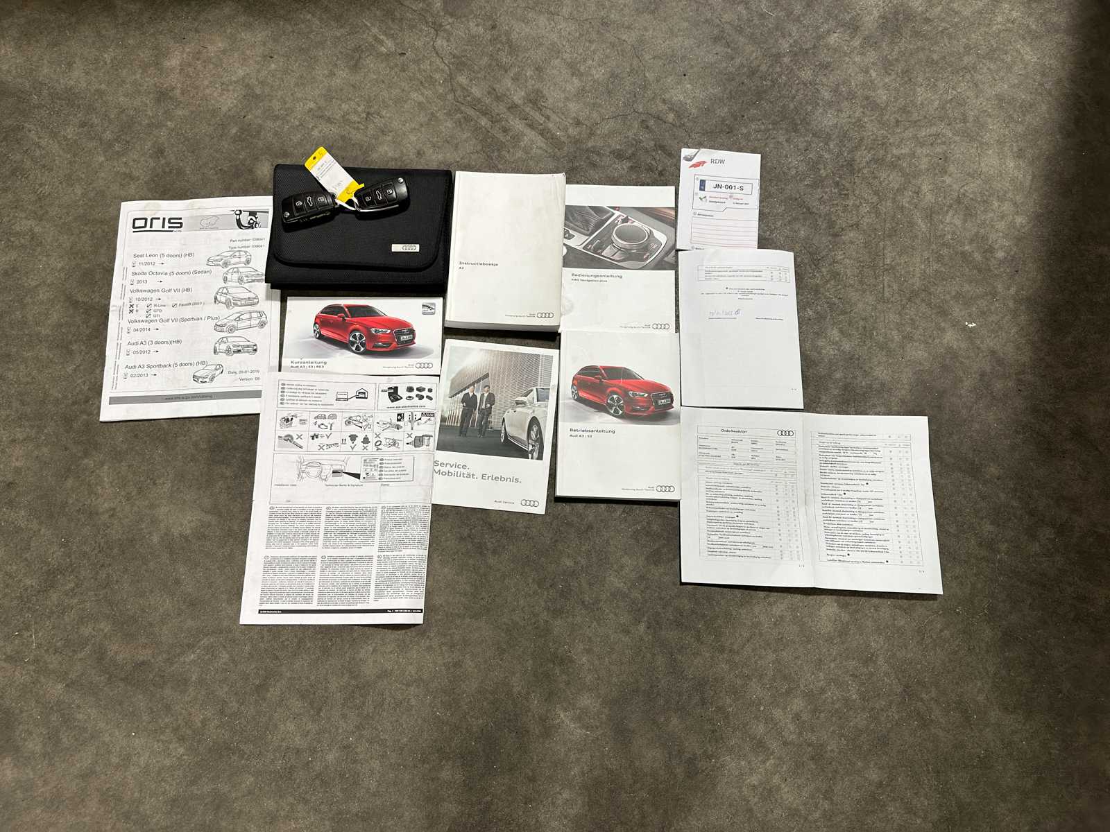 Audi A3 Sportback 1.4 e-tron PHEV Ambition Pro Line plus 204pk 2016 (Origineel-NL), JN-001-S