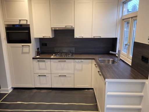 Kuchnia z urządzeniami AEG