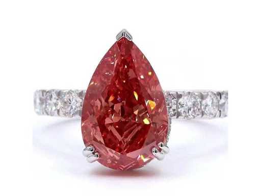 18 Karaat witgouden ring met 6,00 ct. diamant