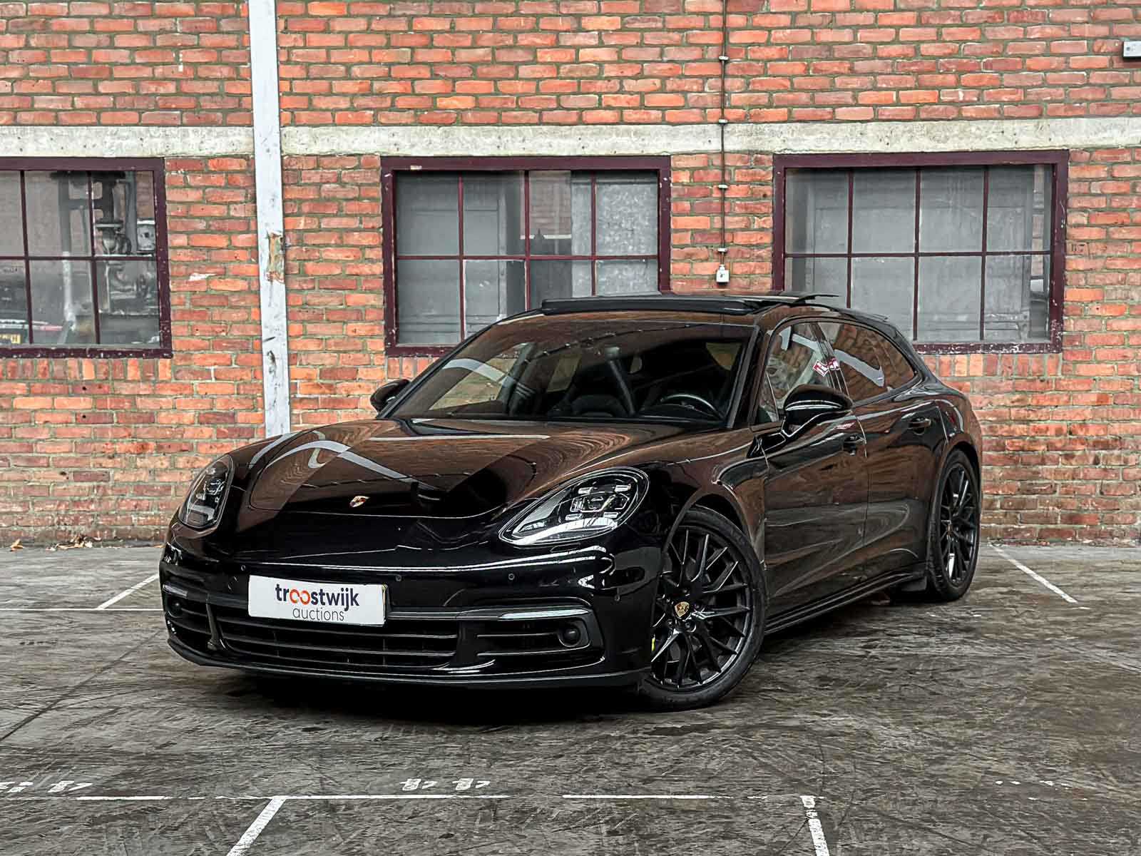 Porsche Panamera Sport Turismo 4 E-Hybrid Executive 2.9 V6 462pk 2018 Sport-Chrono, G-856-XL