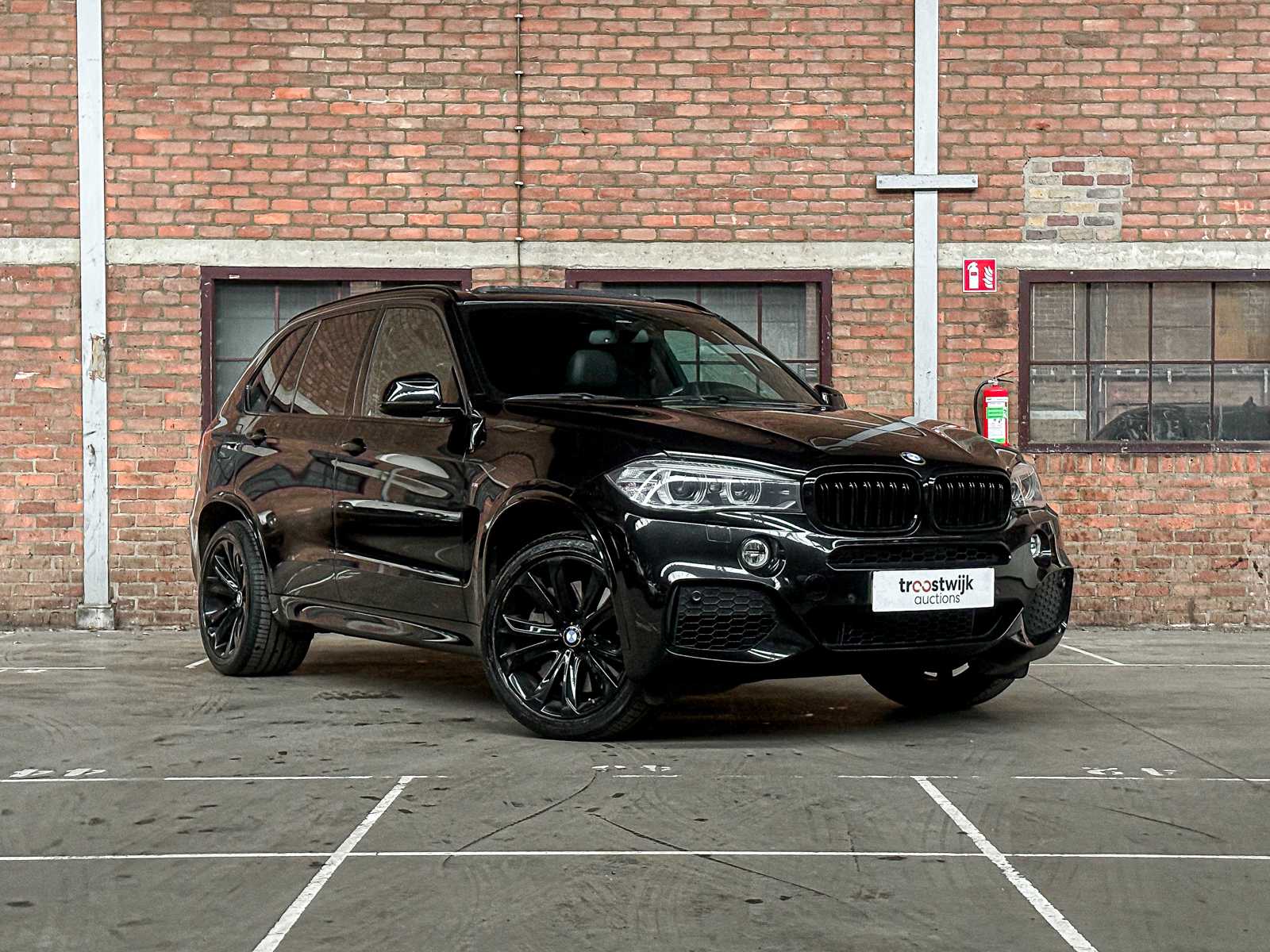 BMW X5 xDrive50i High Executive 4.4 V8 449pk 2015, J-245-HD