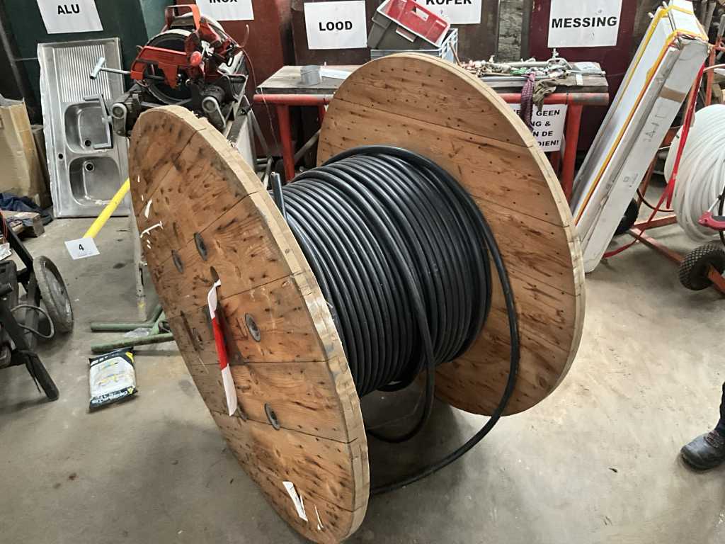 Approx. 70 meters ground cable CEBEO on wooden reel