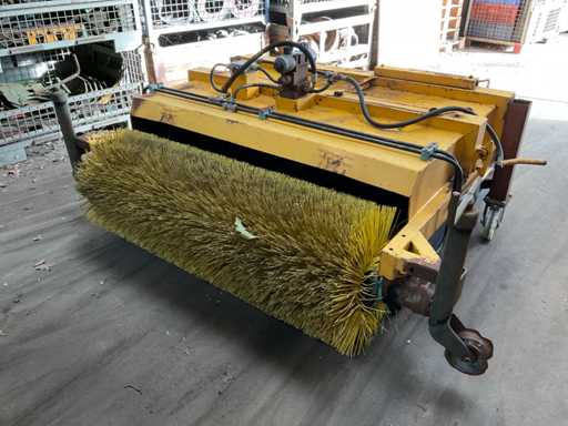 Voorzet borstelmachine