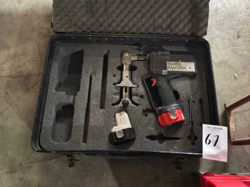 Rehau Rautool A2 Batteriepressemaschine
