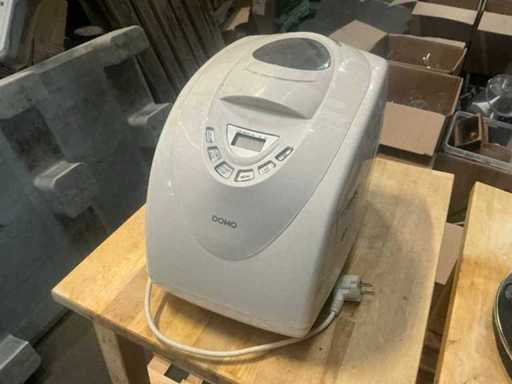 Fabricant de pain Domo B3970
