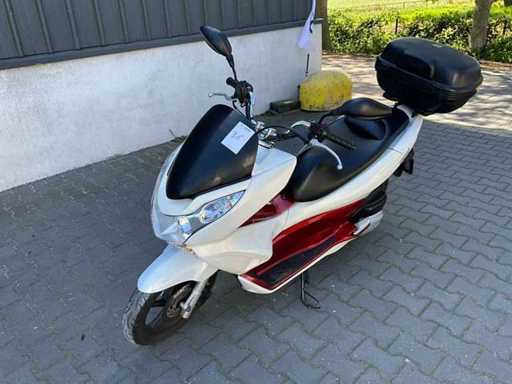 Honda PCX 125 moto/scooter 2011