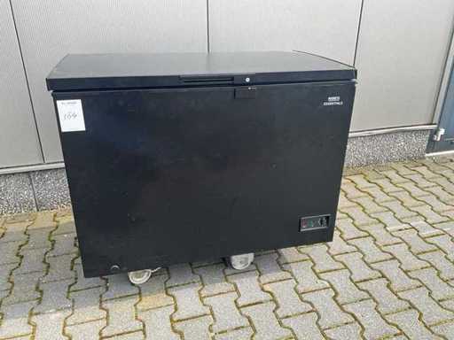 Nisbets Chest Freezer