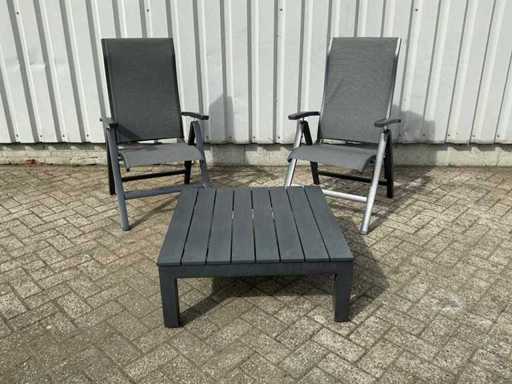 2 fotele rozkładane z rozkładanym stolikiem bocznym