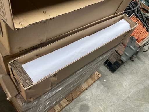 Roll of paper (14x)