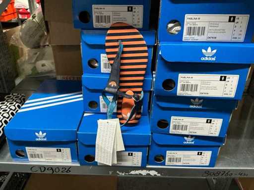 Partij Adidas Pablina W sandalen (11x)