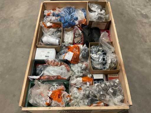 Lotto di materiale per l'installazione