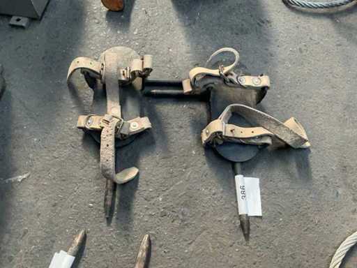 Ancrages de chaussures pour poteaux électriques (2x)