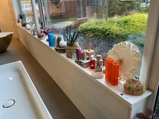 Materiale per decorazioni per feste