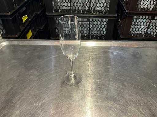 Kieliszek szampana (270x)