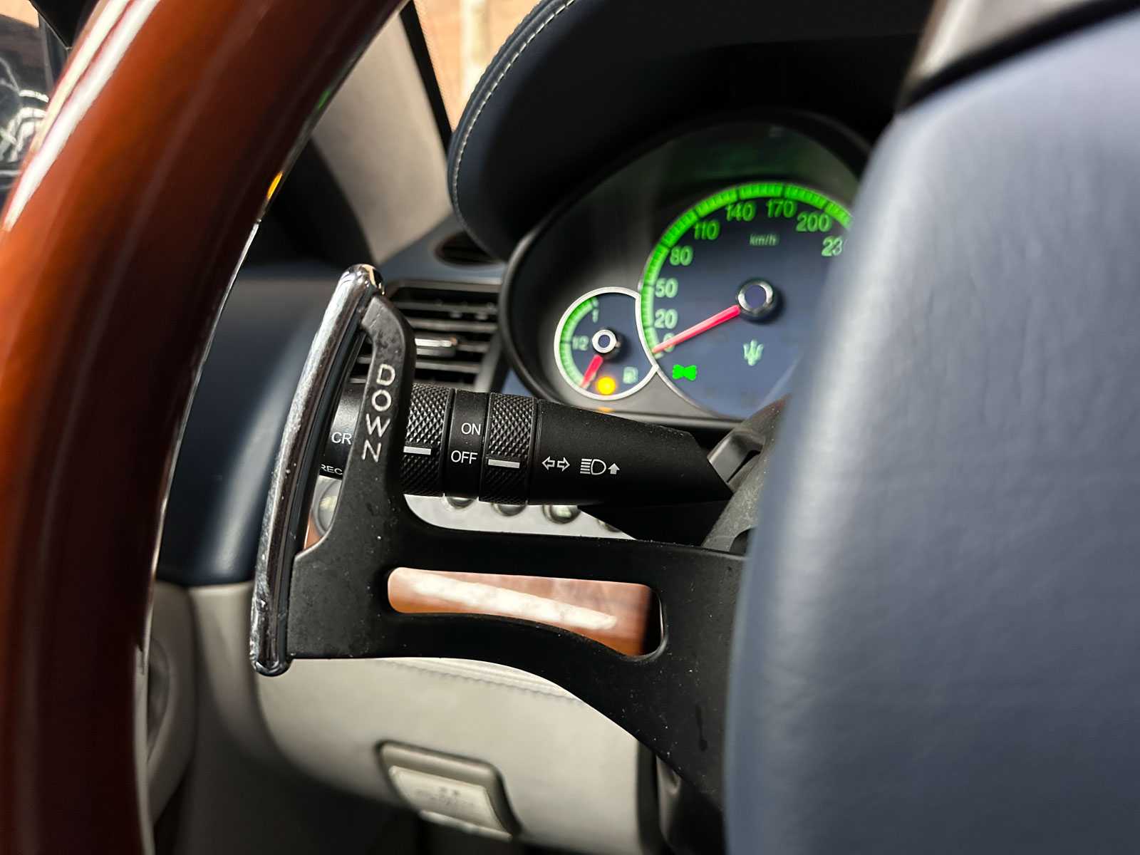 Maserati Quattroporte 4.2 V8 401pk 2005 (40.000 KM) Youngtimer