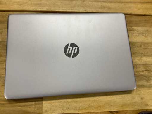HP 250 G8 Laptop