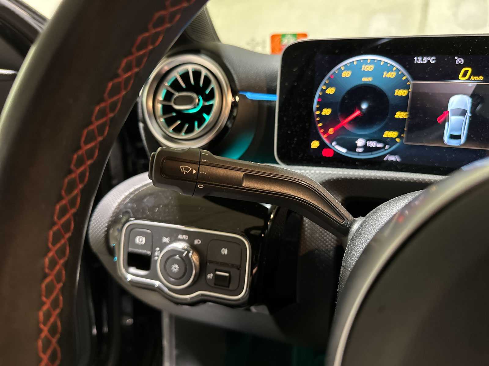 Mercedes-Benz A200 Business Solution AMG A-klasse 163pk 2020 (Origineel-NL), J-049-DZ