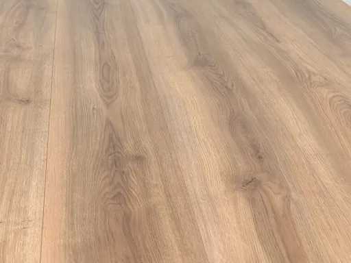 60 m2 Laminate plank waterproof - 1383 x 193 x 8 mm