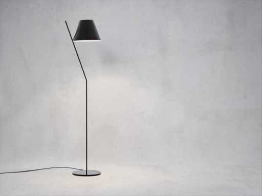 Artemide La Petite design floor lamp black