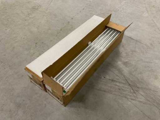 Fluorescent lamps (40x)