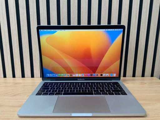 Apple - MacBook Pro A1706 i5 - Laptop