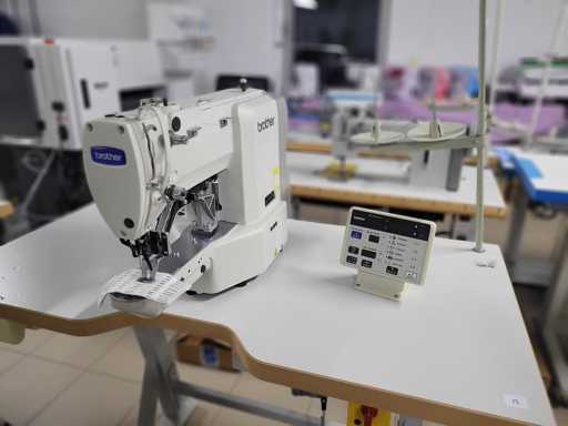 BROTHER - KE-403FX-03 - Electronic bartacking Sewing Machines