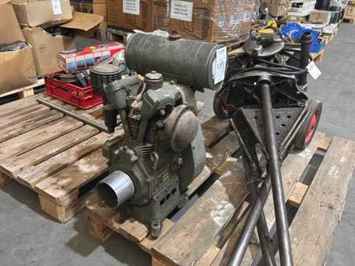 Bernard-Moteurs W110 BIS Moteur à essence stationnaire