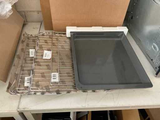 Various baking trays and grids