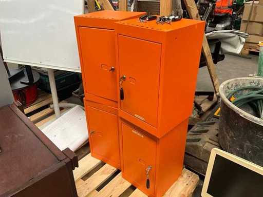 Armoire à casier (4x)
