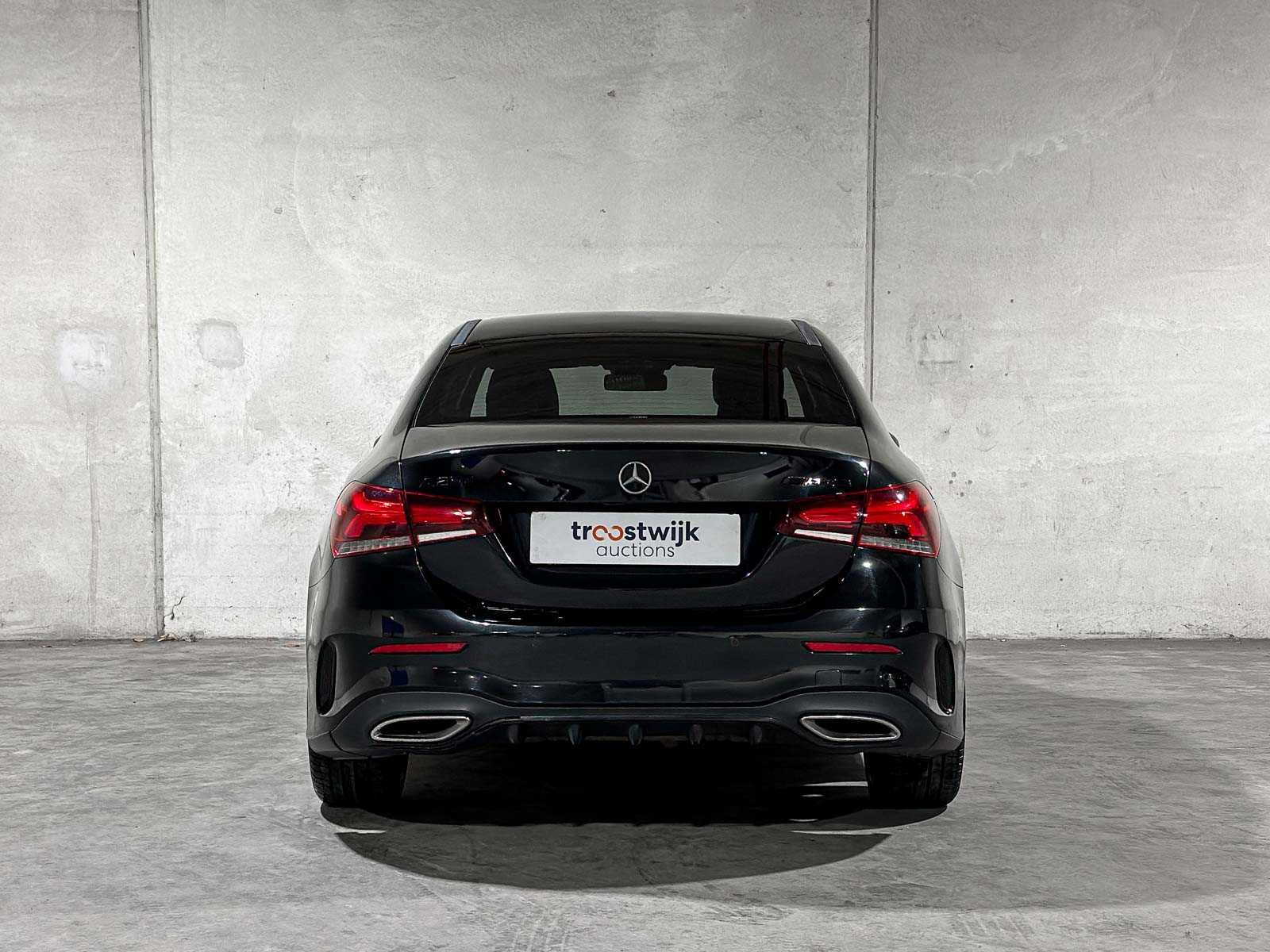Mercedes-Benz A200 Business Solution AMG A-klasse 163pk 2020 (Origineel-NL), J-049-DZ