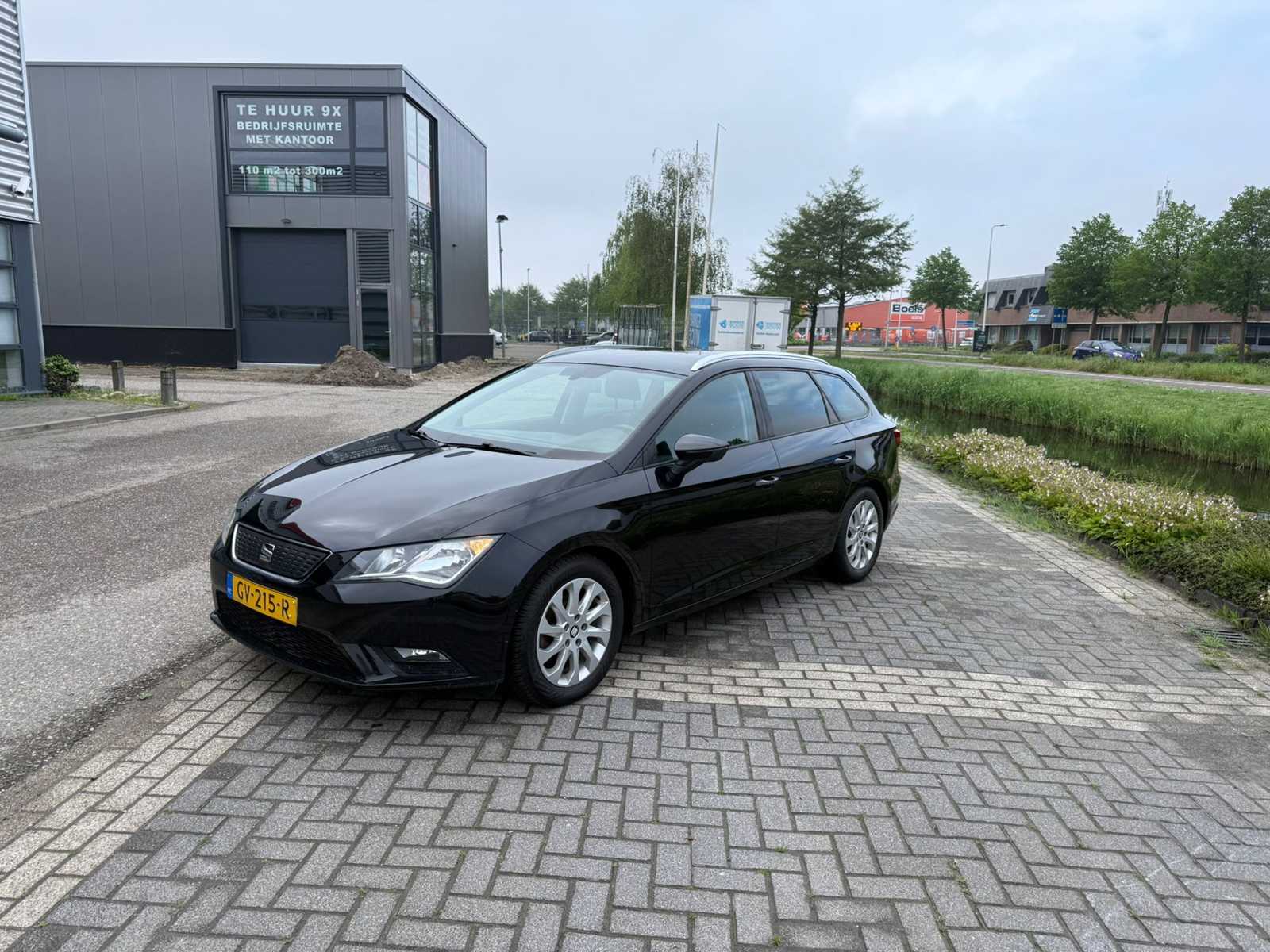 SEAT Leon ST 1.0 EcoTSI Style Connect; GV-215-R