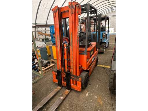 Unimax - EV 698 - Forklift