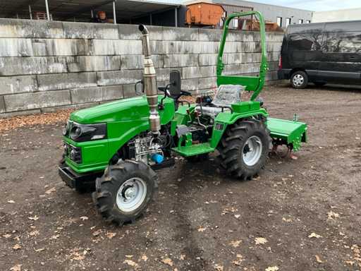 Mini-tracteur MKDR 2024 avec cultivateur de 1100 mm inutilisé
