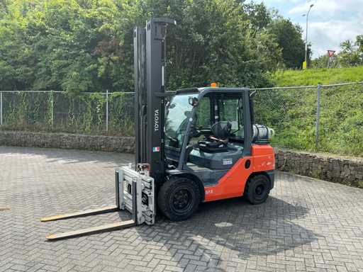 2016 Toyota 02-8FGJF35 Chariot élévateur