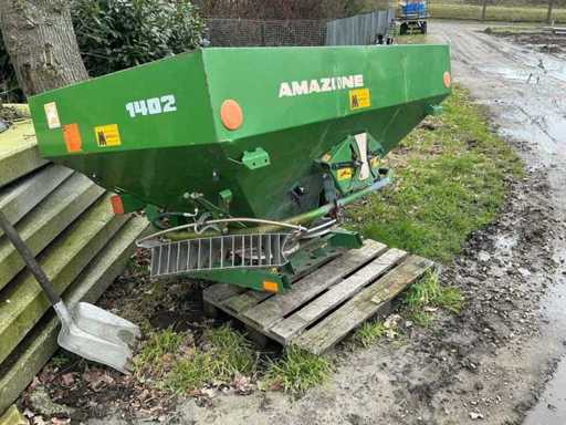 Distribuitor de îngrășăminte Amazone 1402