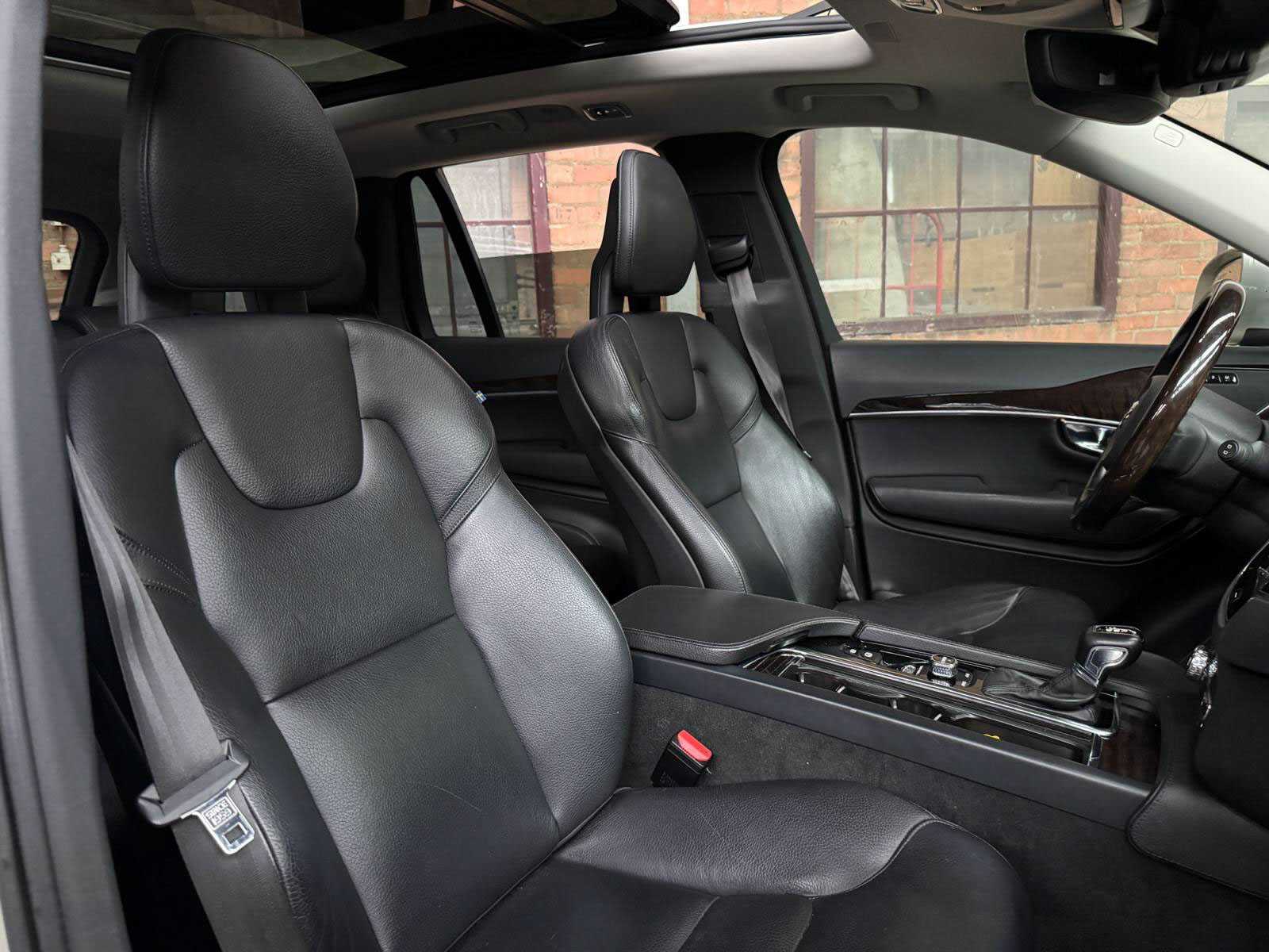 Volvo XC90 2.0 T6 AWD Inscription 320pk 2015, ZR-425-V