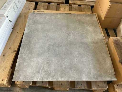 Vloertegel 80x80 cm ca. 5,7 m²