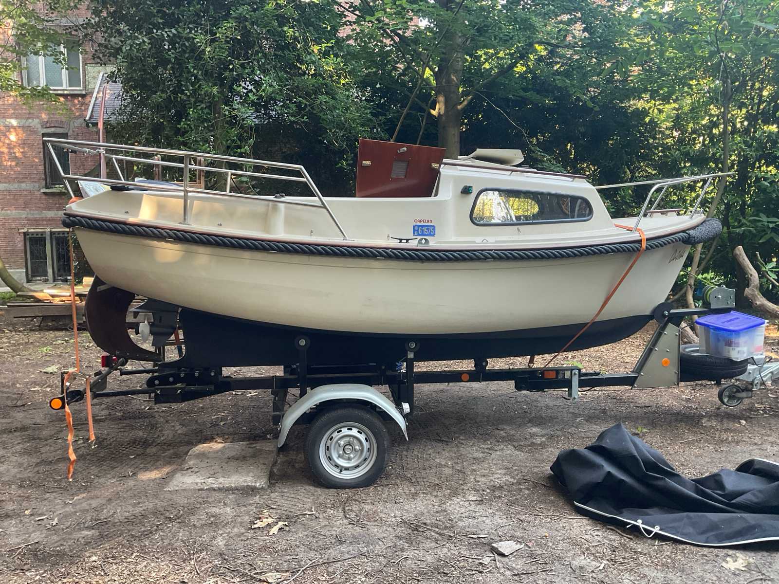 1979 Beneteau Capelan Open sailboat “Dutske” with trailer