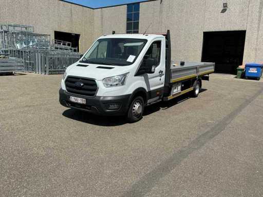 Véhicule commercial Ford Transit