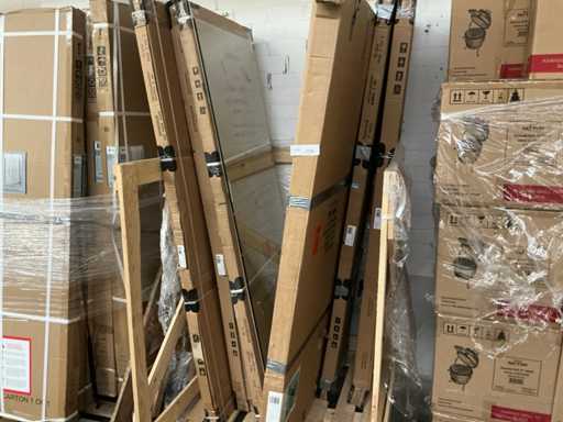 ?ciana z prysznicem i wann? na imprezie