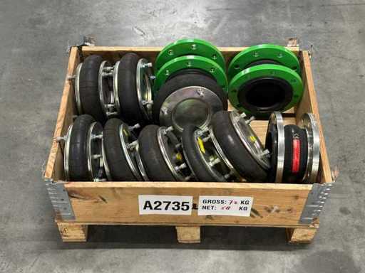 Partia gumowych elementów rozszerzających / tłumików drgań z kołnierzami