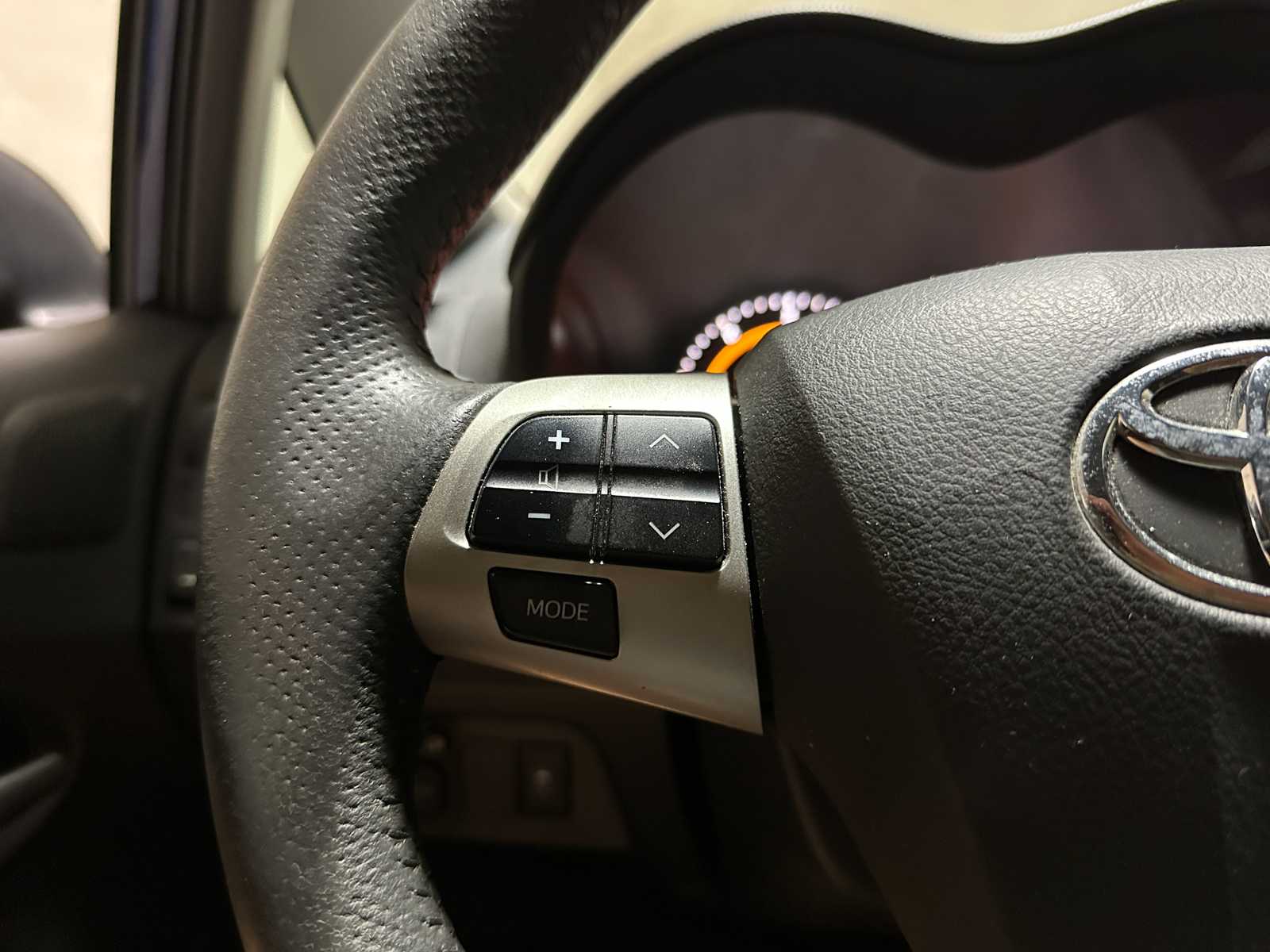 Toyota Auris 2.0 D-4D Aspiration 126pk 2010, 2-XNG-47