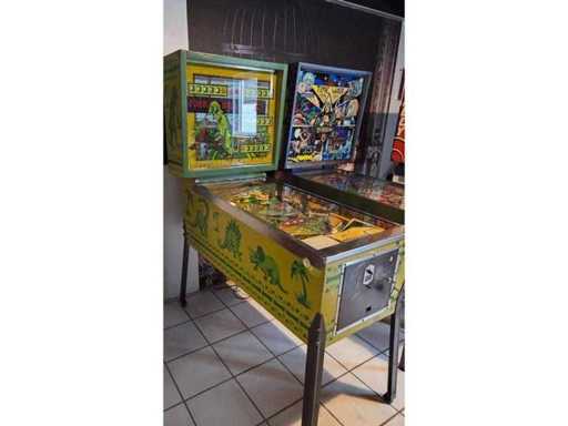 Fout Million B.C. - Flipperkast