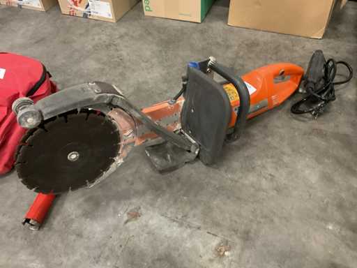 Husqvarna K3000 Cut N Break Betonsägemaschine