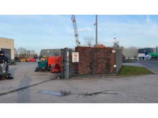 96a4ffa7-34bc-4a5d-a94b-cfcfa81bea5a.mp4