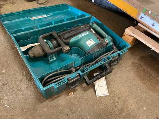 Marteau de démolition MAKITA HM1213C