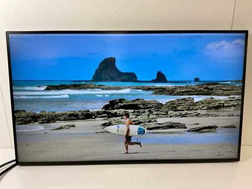 Dell (U2722DE) 27", 2560x1440 (QHD) IPS Monitor